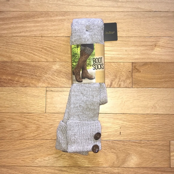 Nicole’s boutique Accessories - Tan button boot socks